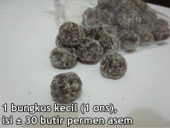1 Bungkus kecil, isi 25-30 butir permen asem